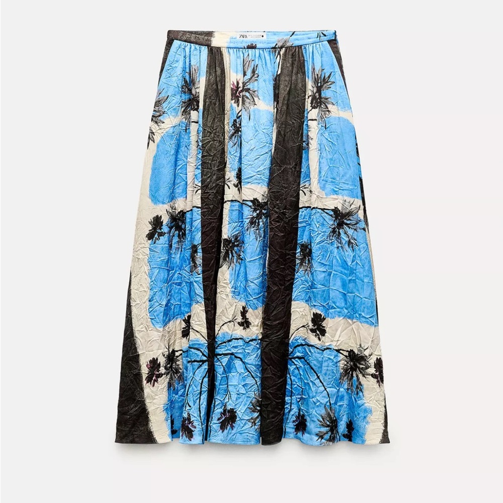 Zara Blue Floral Maxi Skirt size XS, runs big